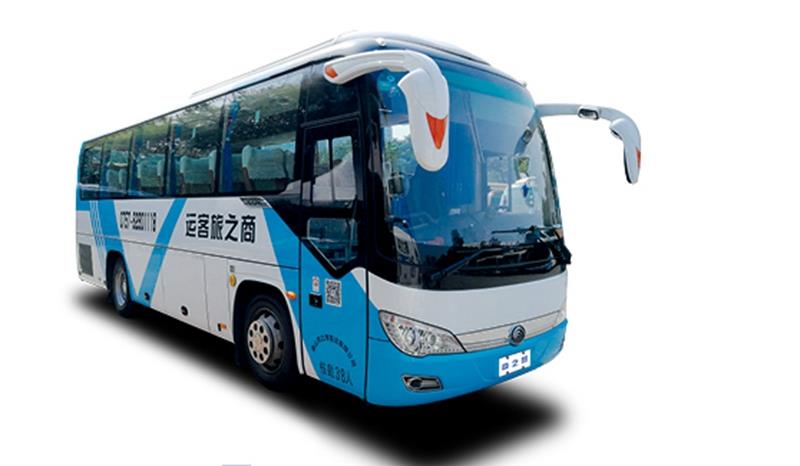 南方陰雨綿綿，雨天開車要注意！